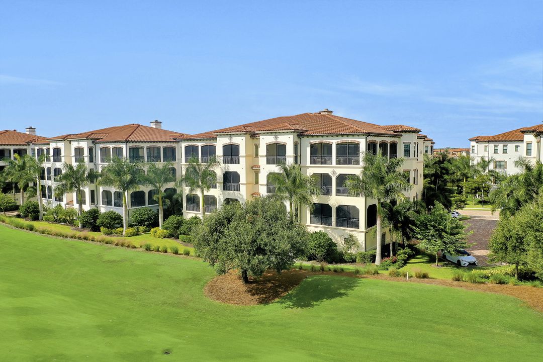 16426 Carrara Way #202, Naples, FL 34110