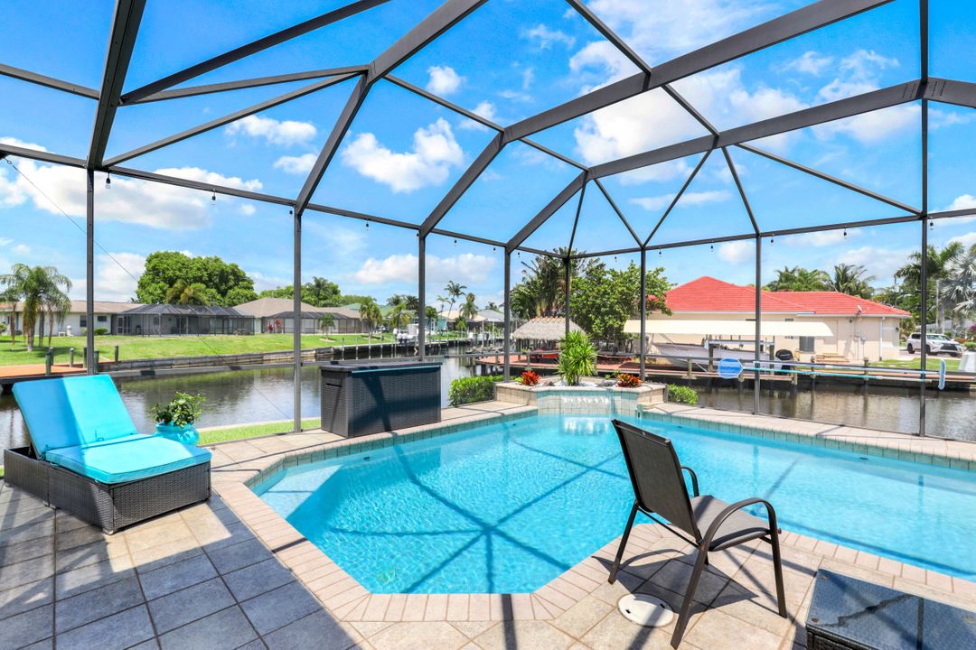 2511 SE 19th Ave, Cape Coral, FL 33904