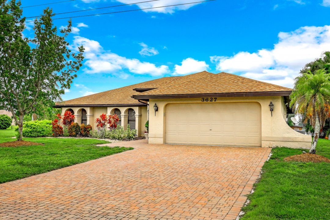 3627 SW 15th Pl, Cape Coral, FL 33914