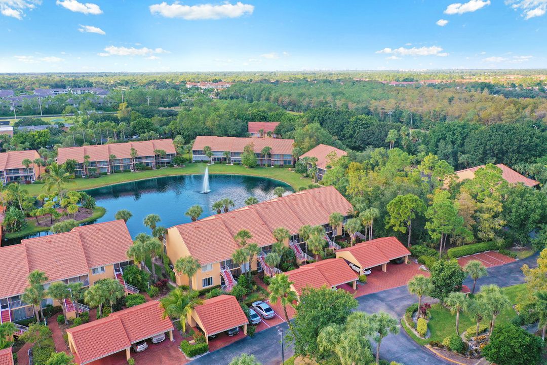 1615 Windy Pines Dr #5, Naples, FL 34112