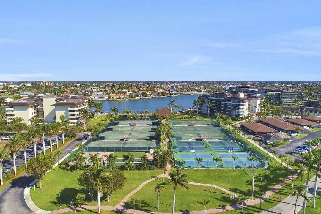 320 Seaview Ct #603, Marco Island, FL 34145