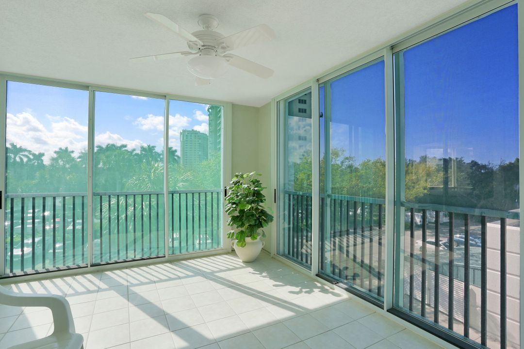 7515 Pelican Bay Blvd #2A, Naples, FL 34108