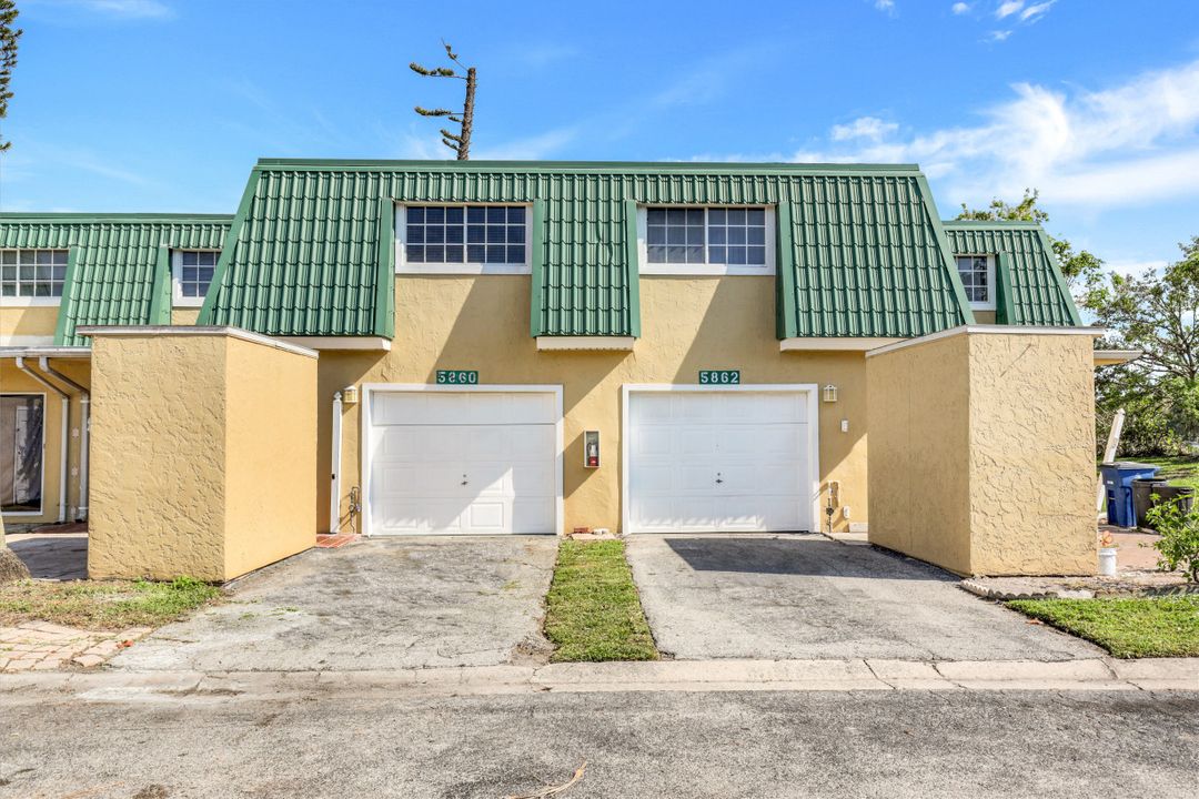 5860 Whiting Ct, Fort Myers, FL 33919