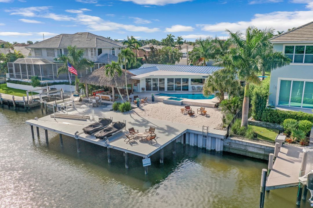 818 Perrine Ct, Marco Island, FL 34145