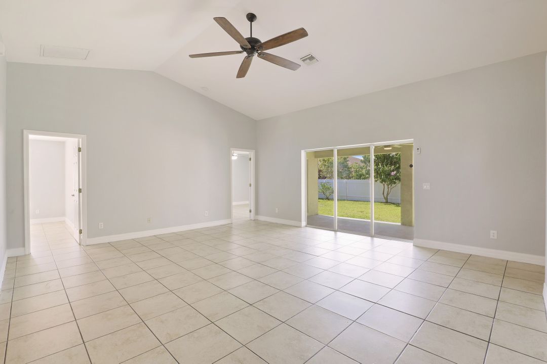 1226 SW 15th Terrace, Cape Coral, FL 33991