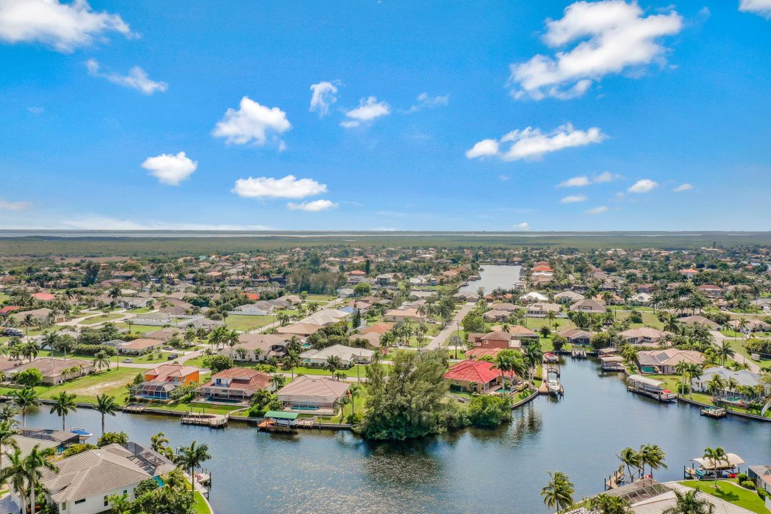 5301 SW 23rd Ave, Cape Coral, FL 33914