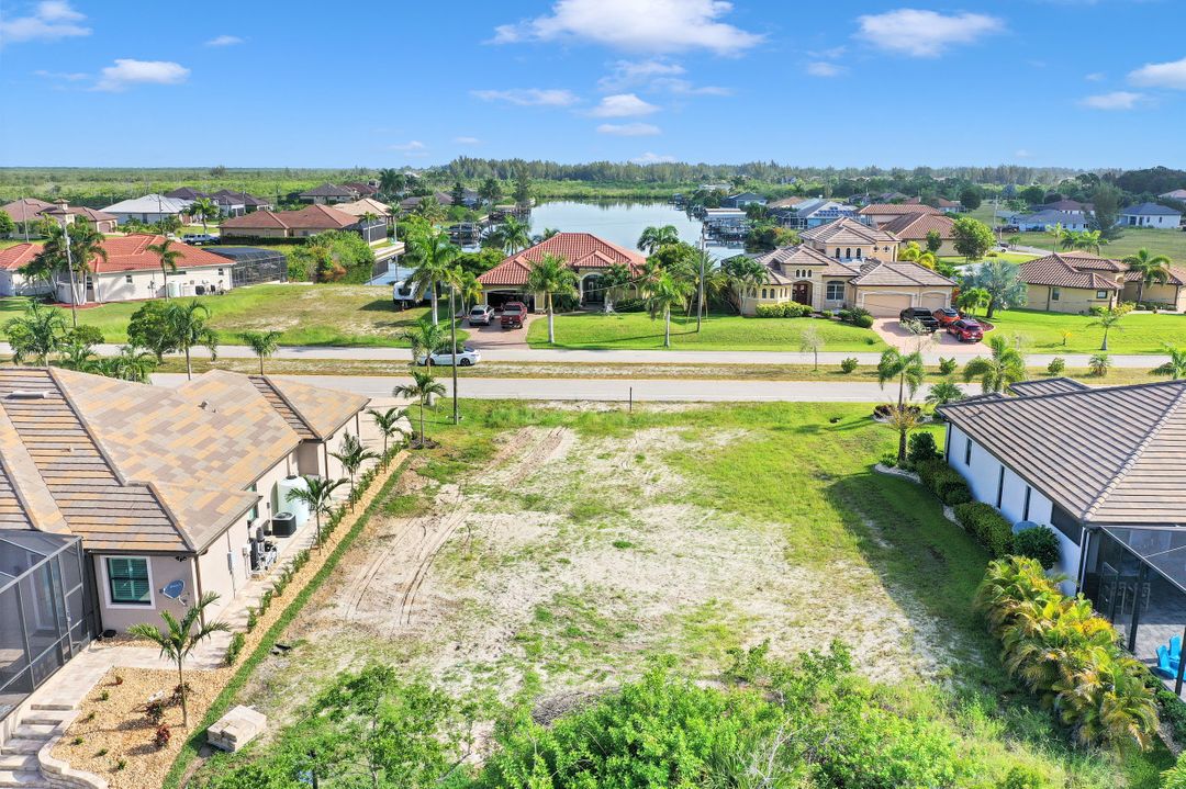 4314 Gulfstream Pkwy, Cape Coral, FL 33993