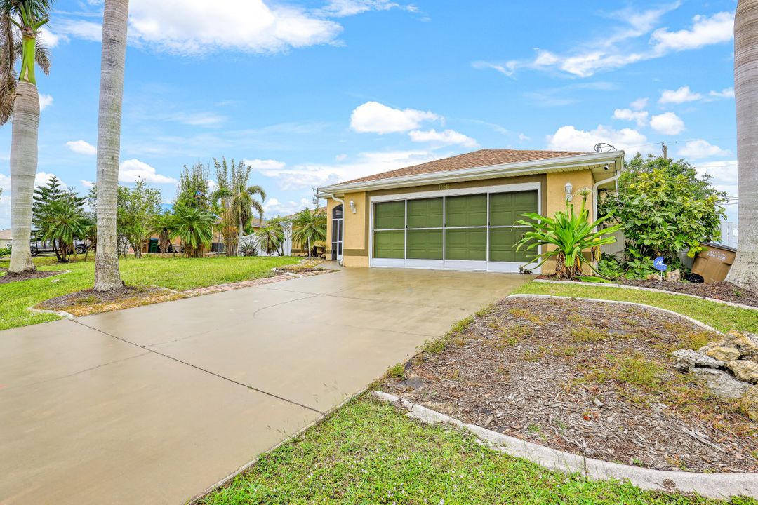 1156 NW Juanita Pl, Cape Coral, FL 33993