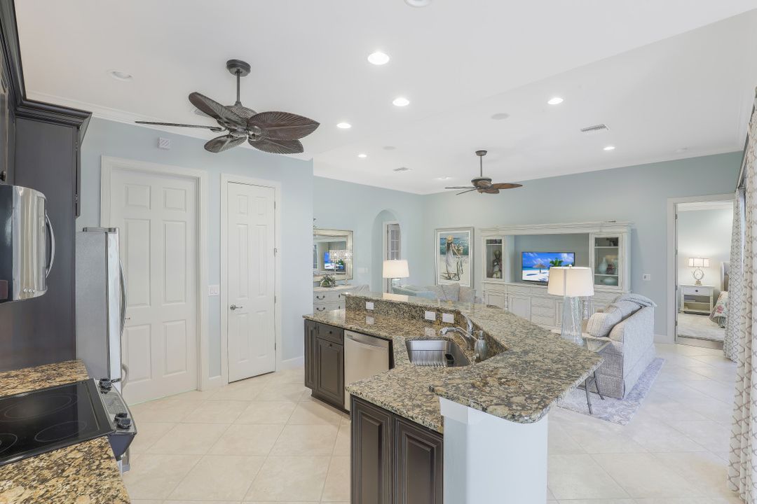 9090 Limestone Ln, Naples, FL 34120