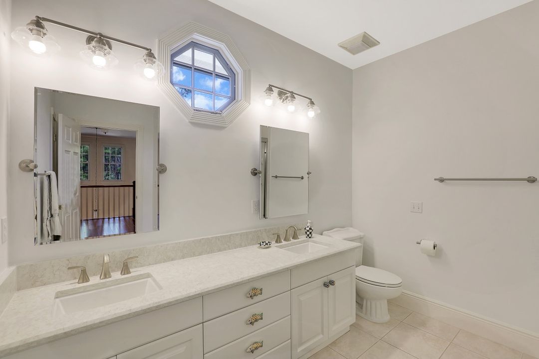 5760 Golden Oaks Ln, Naples, FL 34119