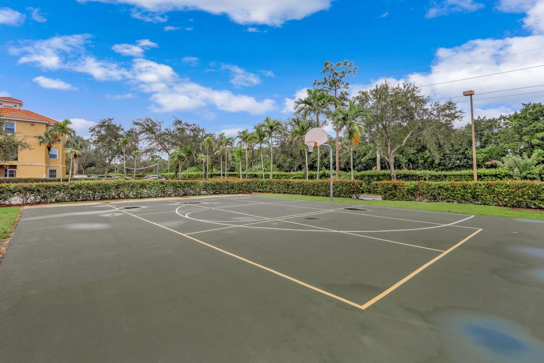 23640 Walden Center Dr #301, Bonita Springs, FL 34134