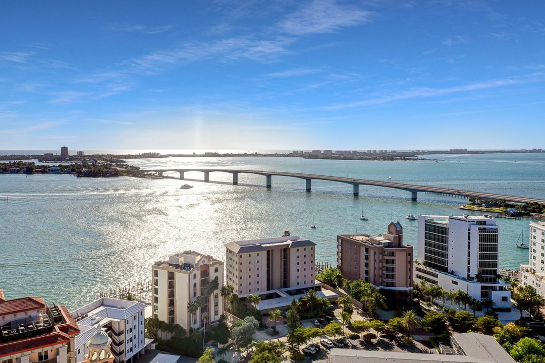 350 Golden Gate Point #32, Sarasota, FL 34236