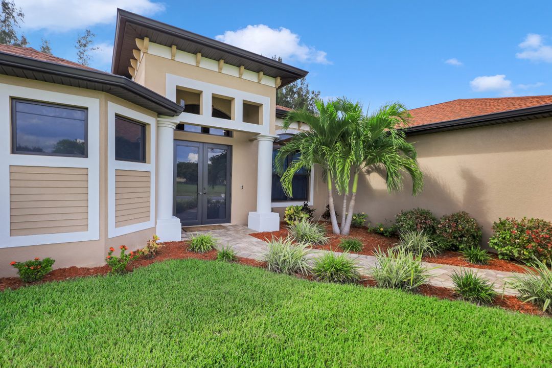 134 SW 33rd Pl, Cape Coral, FL 33991