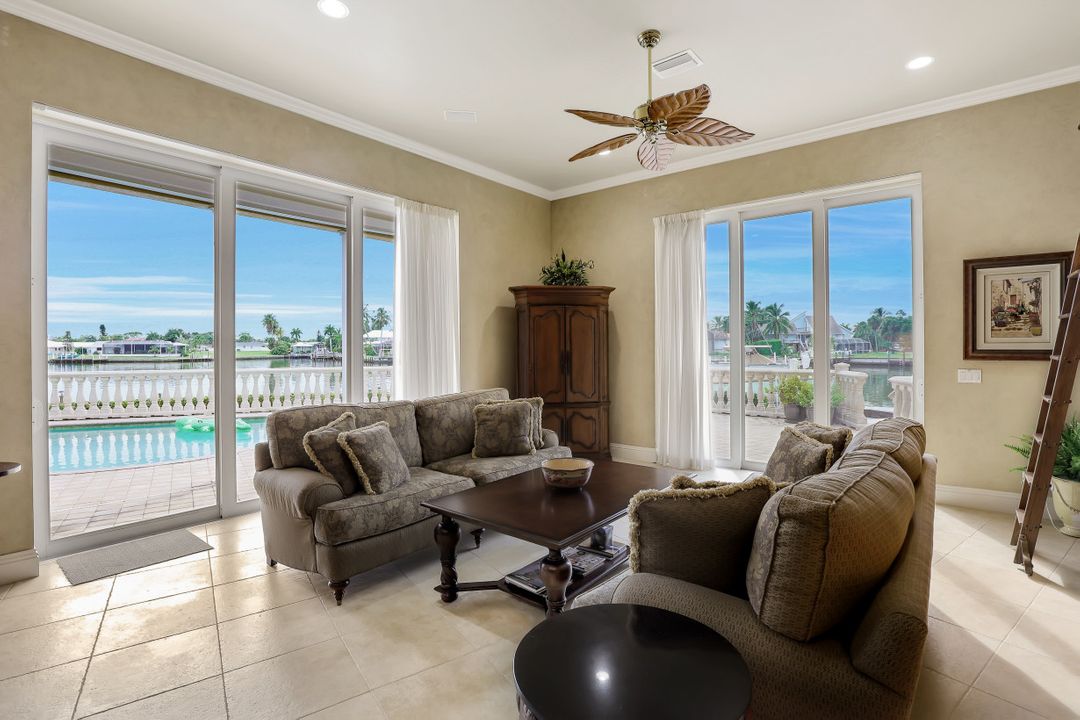 1404 Butterfield Ct, Marco Island, FL 34145