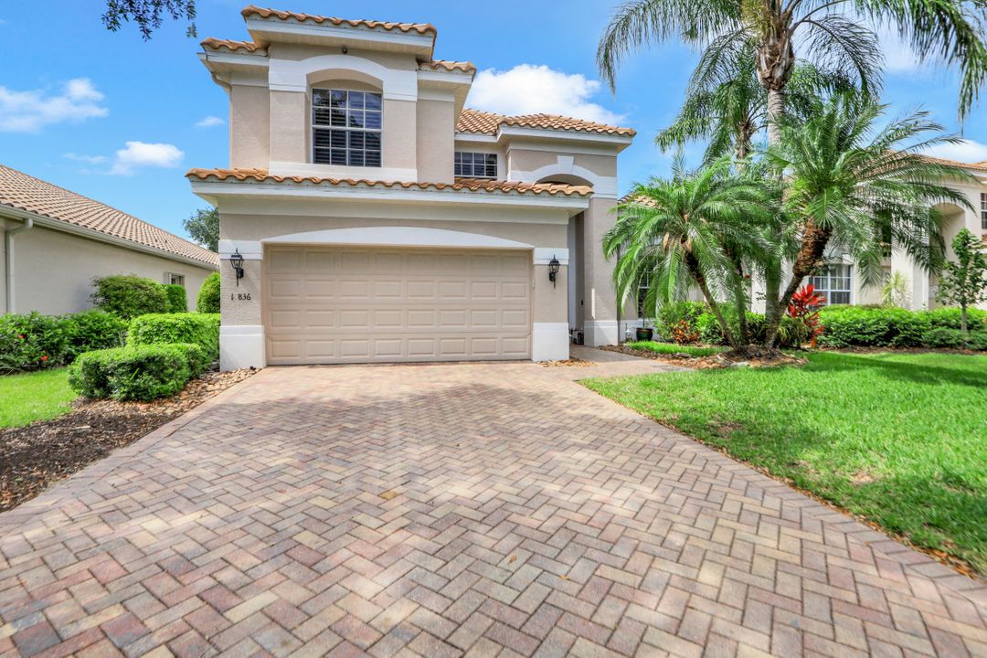 12836 Brynwood Way, Naples, FL 34105