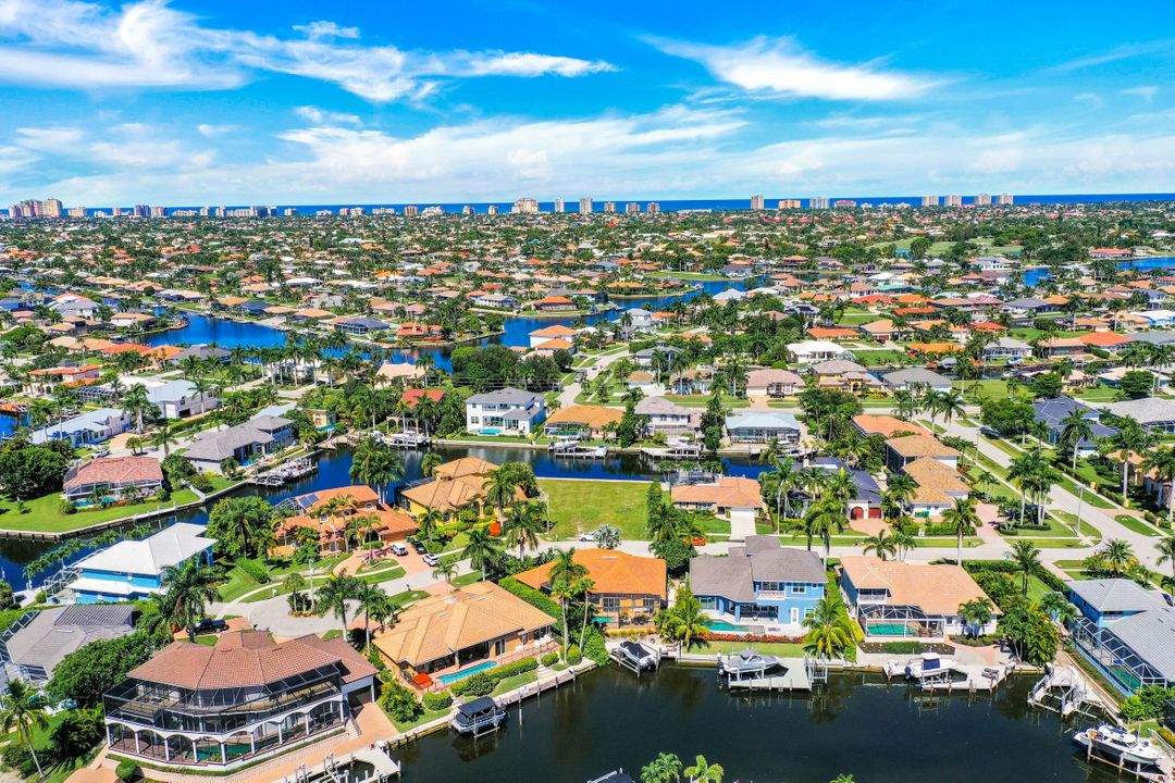 171 Geranium Ct, Marco Island, FL 34145