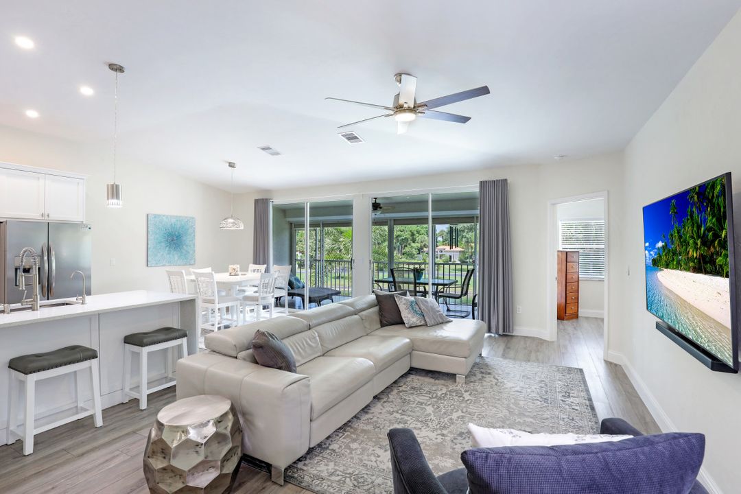 2436 Orchid Bay Dr #202, Naples, FL 34109