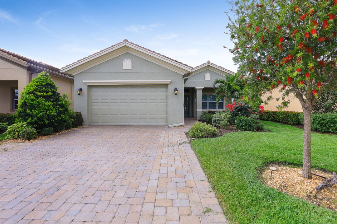 12768 Fairway Cove Ct, Fort Myers, FL 33905