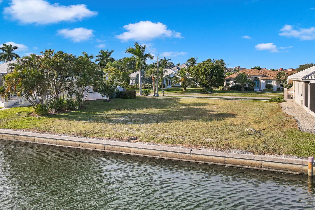 881 S Joy Cir, Marco Island, FL 34145