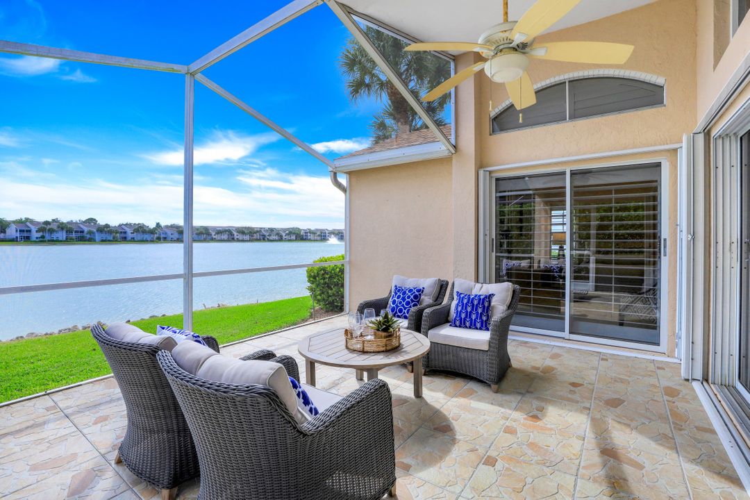 2810 Sailors Way, Naples, FL 34109