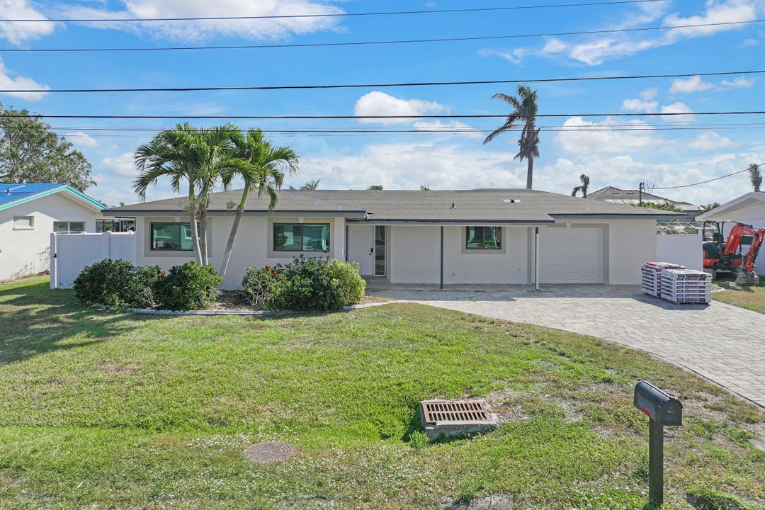 5243 SW 3rd Ave, Cape Coral, FL 33914
