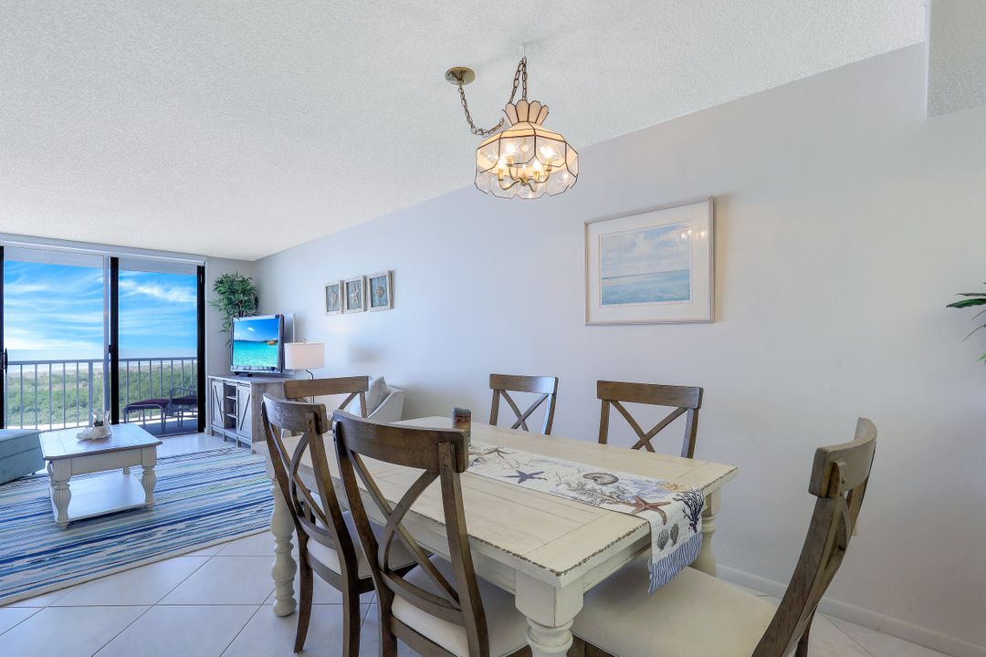 260 Seaview Ct #902, Marco Island, FL 34145