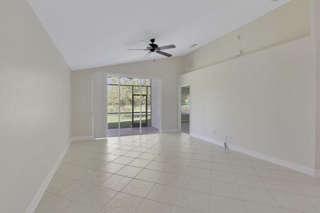 2077 Painted Palm Dr, Naples, FL 34119