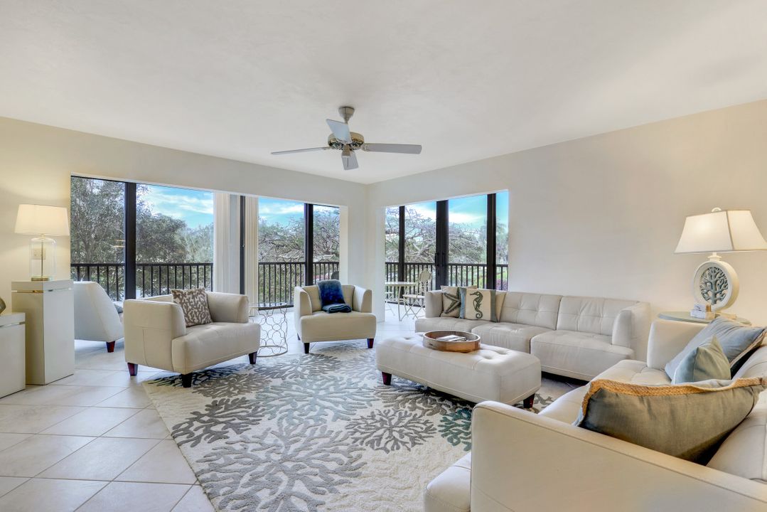 6080 Pelican Bay Blvd #201-A, Naples, FL 34108