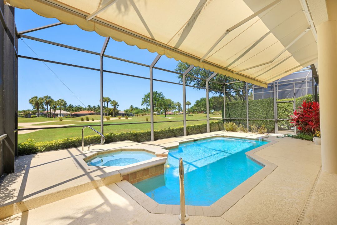 4280 Kensington High St, Naples, FL 34105