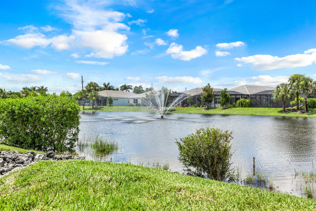 16521 Seagate Pl, Bonita Springs, FL 34135