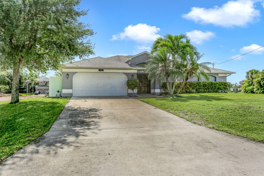 1021 NW 43rd Ave, Cape Coral, FL 33993