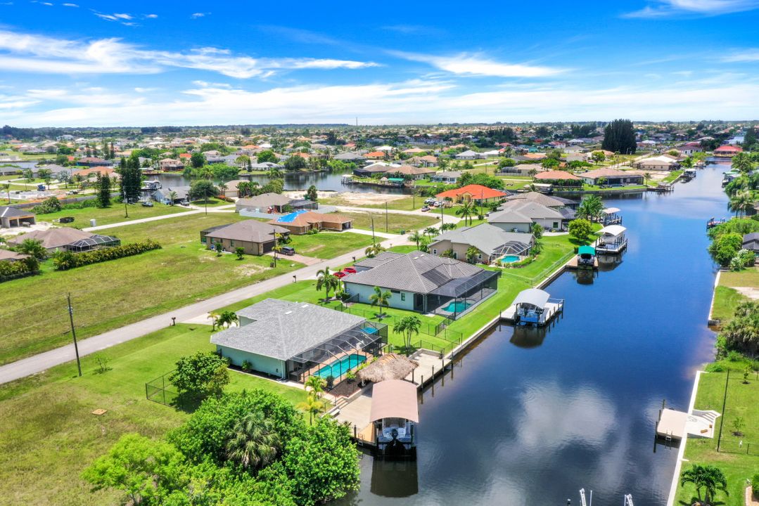 1434 NW 38th Pl, Cape Coral, FL 33993