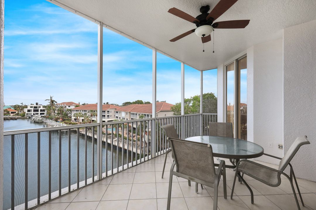 450 Launch Cir #401, Naples, FL 34108