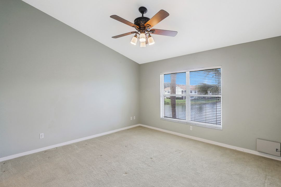 5025 Cedar Springs Dr #204, Naples, FL 34110