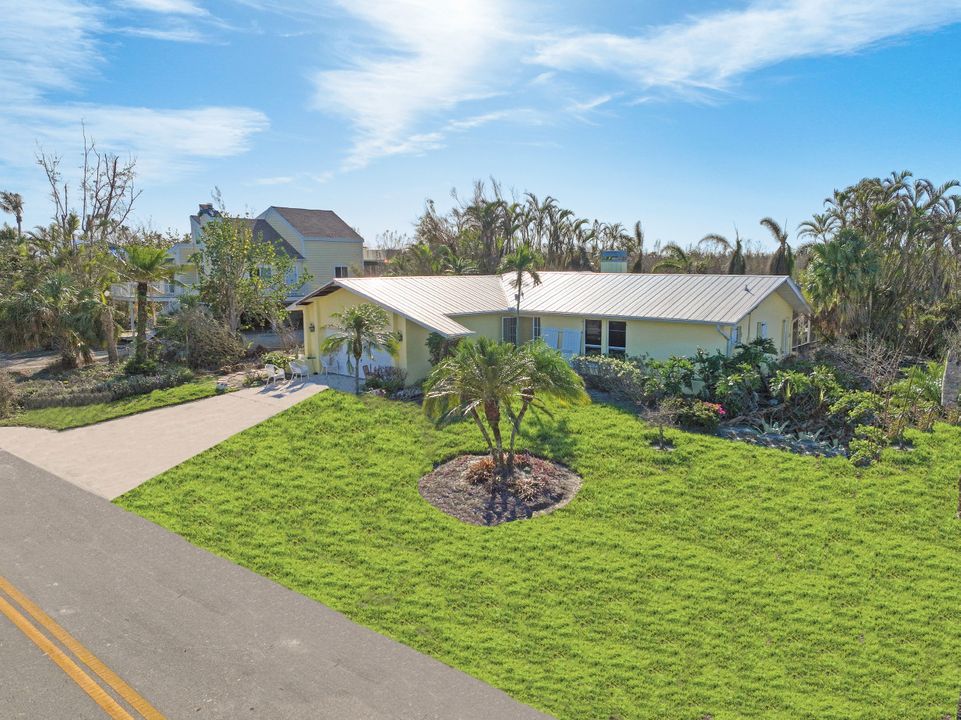 1044 Sand Castle Rd, Sanibel, FL 33957