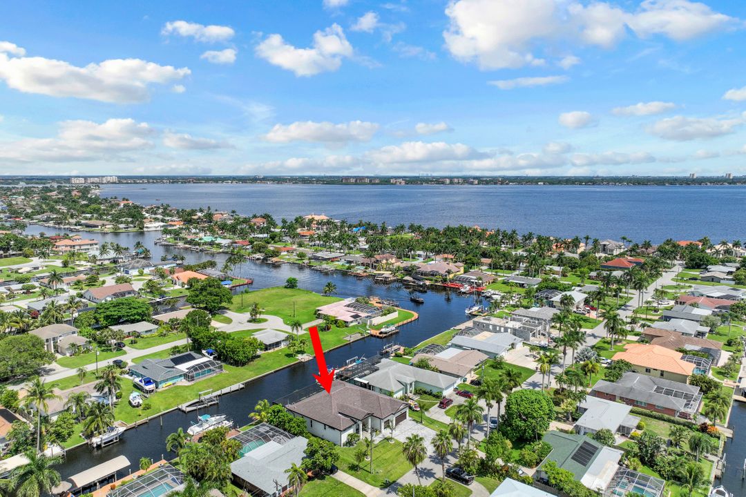 5333 Bayshore Ave, Cape Coral, FL 33904