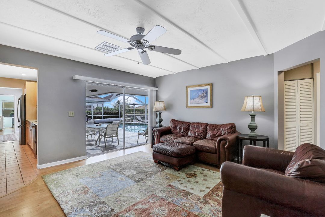 911 Tulip Ct, Marco Island, FL 34145