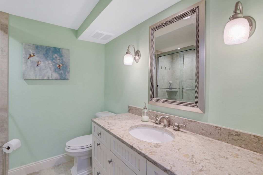 3400 Gulf Shore Blvd N #B-2, Naples, FL 34103