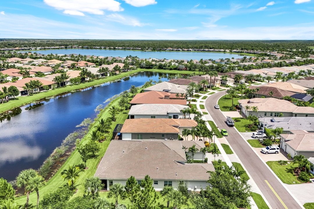 28397 Turin Ct, Bonita Springs, FL 34135