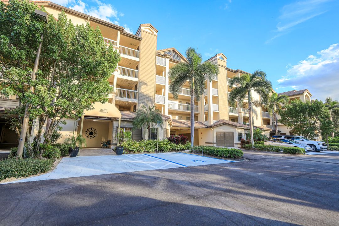 26920 Wedgewood Dr #203, Bonita Springs, FL 34134