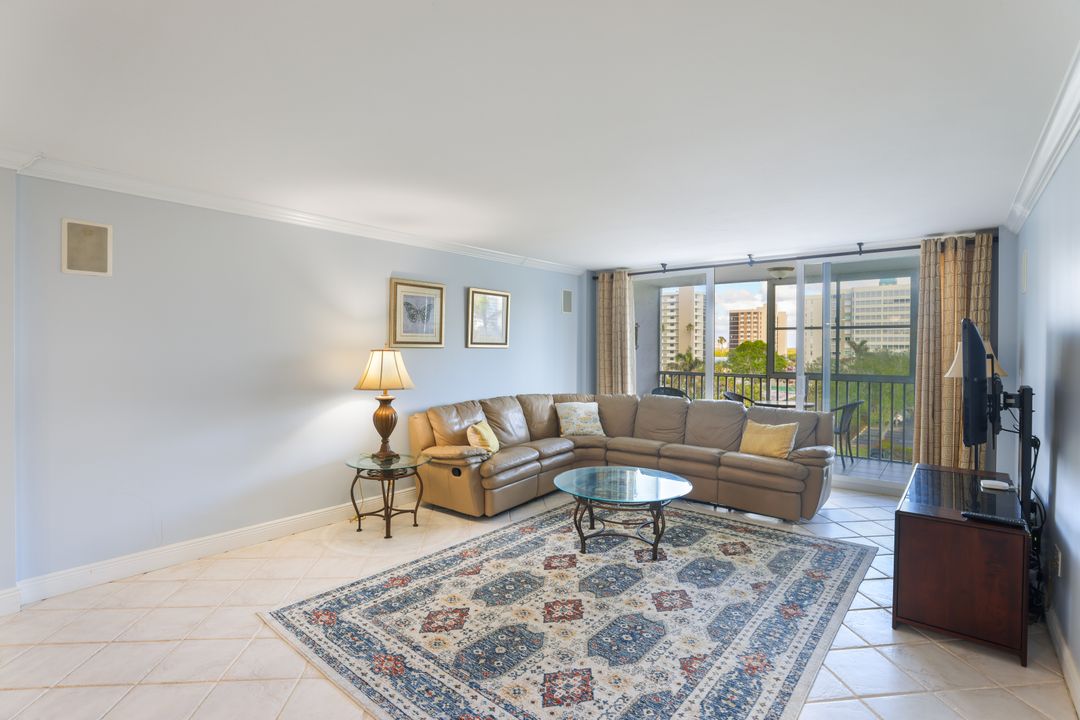 3 Bluebill Ave #509, Naples, FL 34108