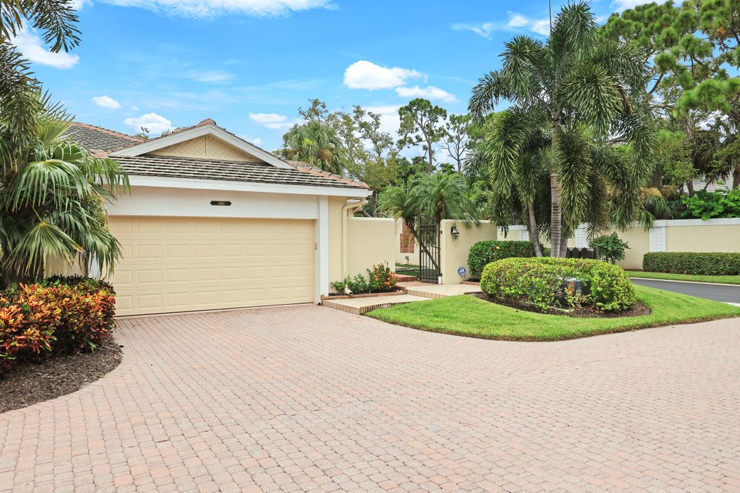 3163 Greenflower Ct, Bonita Springs, FL 34134