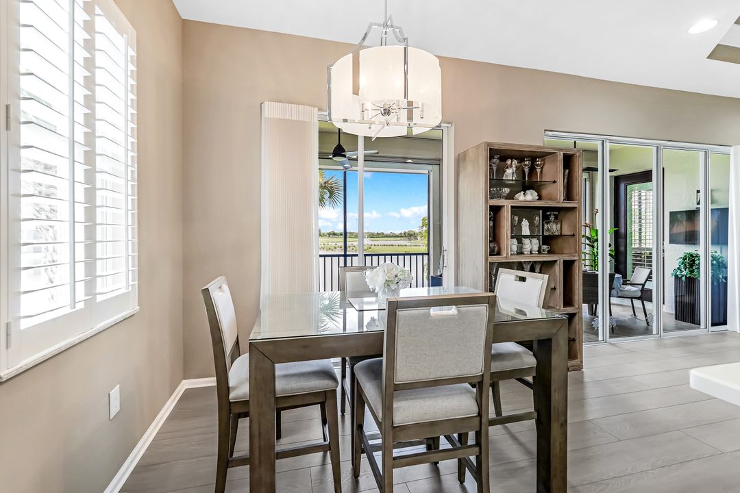 8755 Coastline Ct #201, Naples, FL 34120