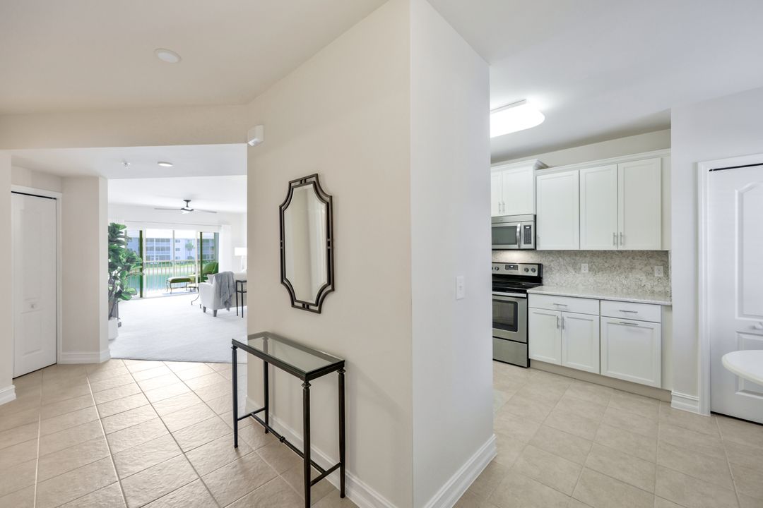 7804 Regal Heron Cir #205, Naples, FL 34104