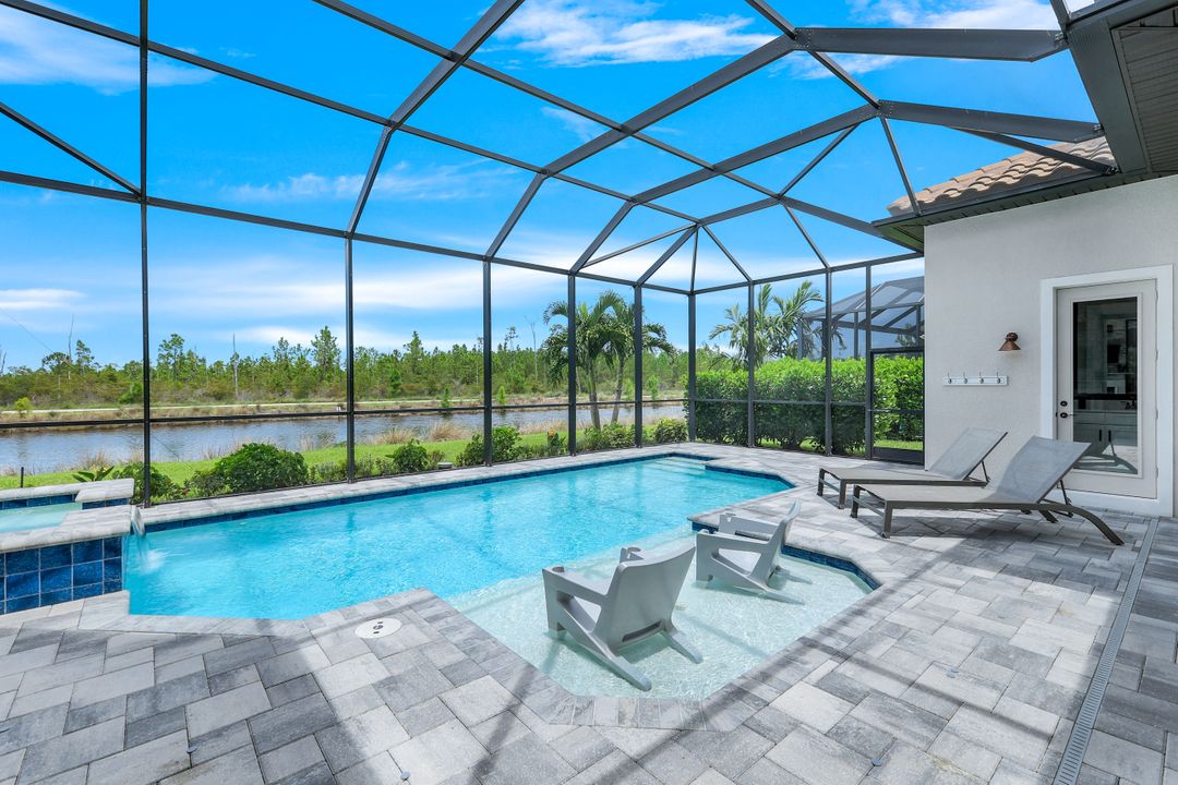 9497 Montelanico Loop, Naples, FL 34119