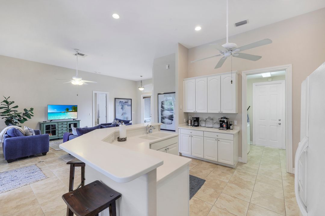 31 Tahiti Rd, Marco Island, FL 34145