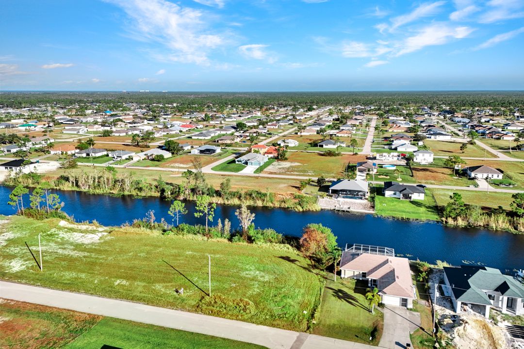 1915 NW 26th St, Cape Coral, FL 33993