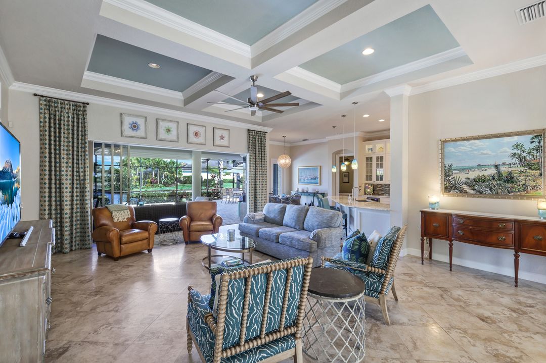 8737 Hideaway Harbor Ct, Naples, FL 34120