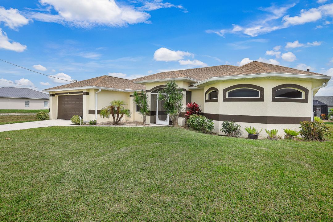 2615 NW 4th Pl, Cape Coral, FL 33993