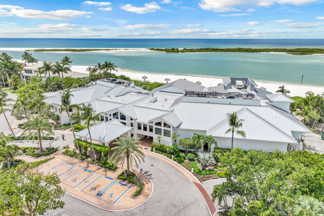 861 Hideaway Cir W, Marco Island, FL 34145